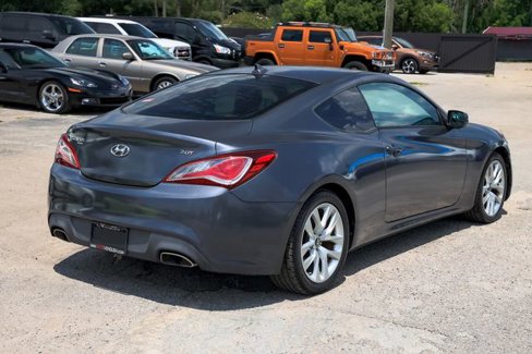 Used 2013 Hyundai Genesis 2.0T image 13