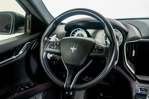 Used 2022 Maserati Ghibli Modena Q4 image 37