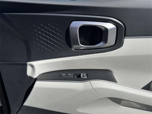 New 2025 Kia Sorento S image 28