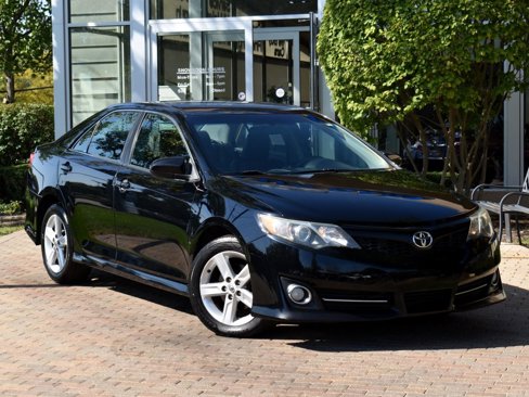Used 2013 Toyota Camry SE image 5