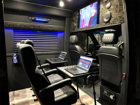Used 2024 Mercedes-Benz Sprinter 3500 image 24