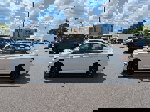 New 2025 Volkswagen Jetta SE image 6