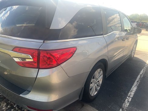 Used 2019 Honda Odyssey LX image 3