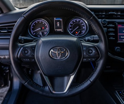 Used 2019 Toyota Camry SE image 15