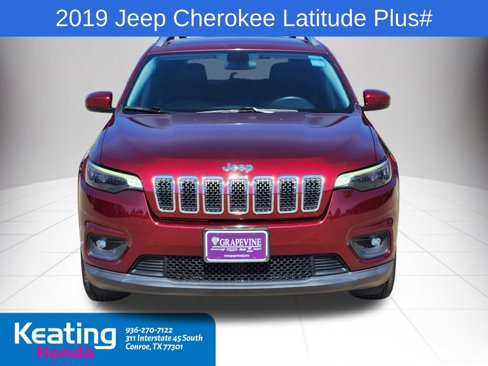 Used 2019 Jeep Cherokee Latitude Plus image 2