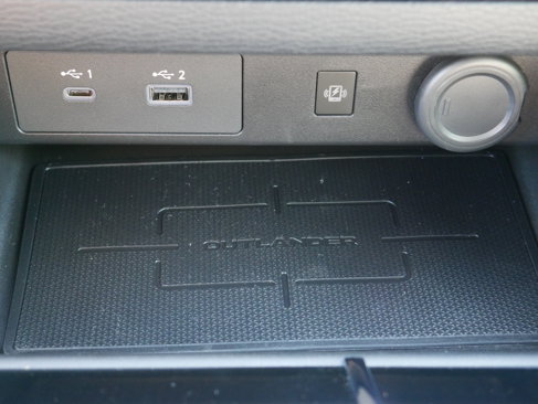 New 2025 Mitsubishi Outlander 4WD Plug-In Hybrid image 21