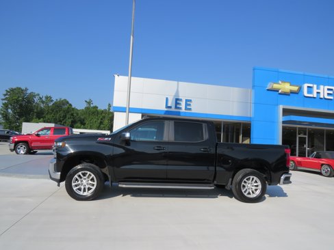 Certified 2019 Chevrolet Silverado 1500 LT w/ All-Star Edition image 2