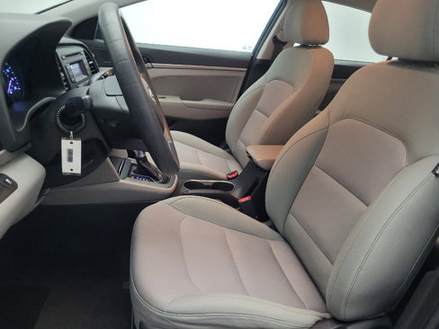 Used 2017 Hyundai Elantra SE image 17