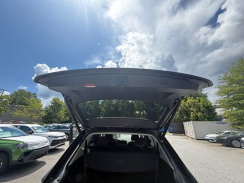 Certified 2022 Volkswagen Tiguan SE image 14