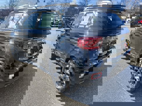 New 2025 Hyundai Venue SEL image 7