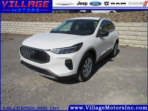 Used 2023 Ford Escape Active image 1