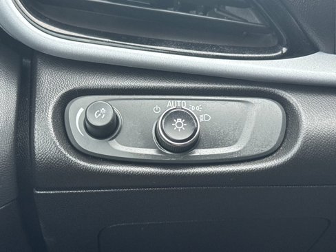 Used 2019 Chevrolet Volt LT w/ Power Convenience Package image 29