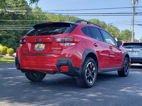 Used 2021 Subaru Crosstrek 2.0i Premium w/ Moonroof Package image 3