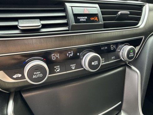 Used 2018 Honda Accord LX image 15
