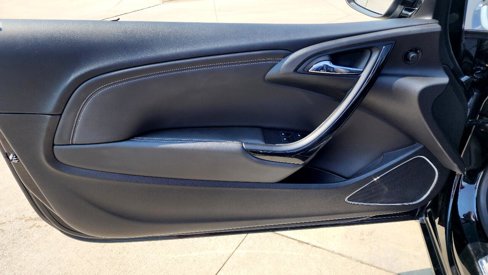 Used 2018 Buick Cascada Premium image 11