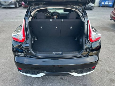 Used 2017 Nissan Juke SV image 34