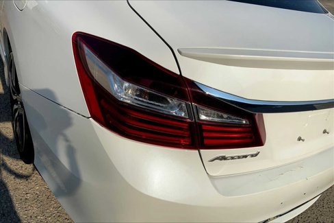 Used 2017 Honda Accord Sport image 28