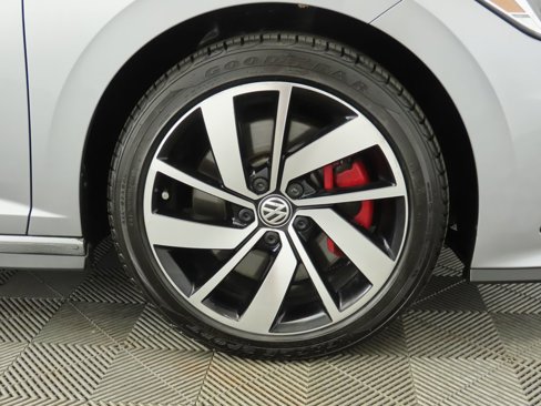 Certified 2021 Volkswagen Jetta GLI Autobahn image 33