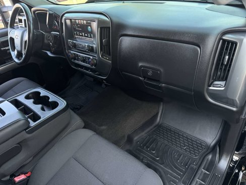 Used 2018 Chevrolet Silverado 1500 LT w/ All Star Edition image 22