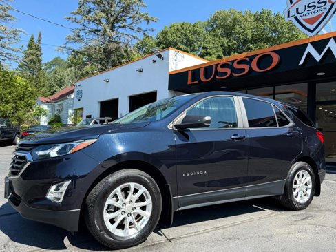 Used 2020 Chevrolet Equinox LS w/ LS Convenience Package image 3