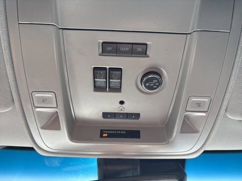 Used 2017 Chevrolet Tahoe LT image 11