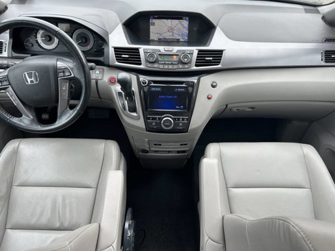 Used 2014 Honda Odyssey Touring image 14