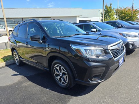 Used 2020 Subaru Forester Premium image 3