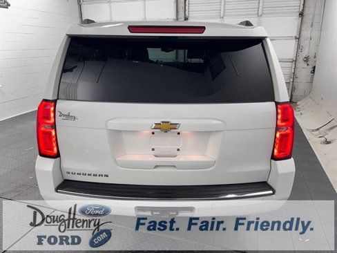 Used 2015 Chevrolet Suburban LTZ image 6