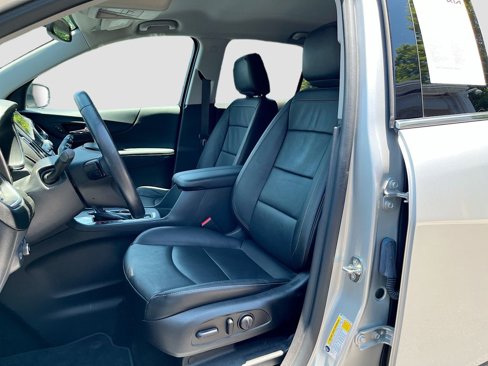 Used 2021 Chevrolet Equinox Premier image 16