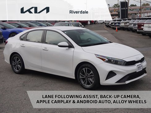 Used 2023 Kia Forte LXS image 1