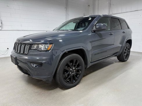 Used 2018 Jeep Grand Cherokee Altitude image 1