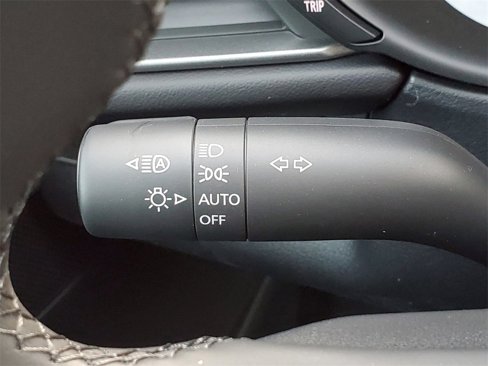New 2025 MAZDA CX-30 AWD 2.5 S w/ Select Sport Pkg image 17