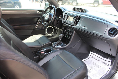 Used 2014 Volkswagen Beetle TDI image 10