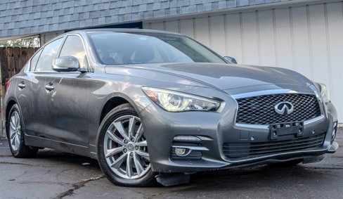 Used 2016 INFINITI Q50 3.0t Premium w/ Driver Assistance Package image 7
