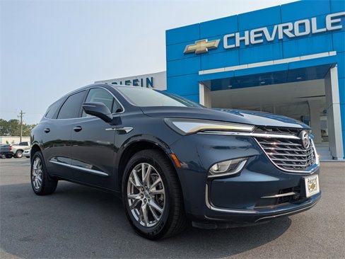 Used 2023 Buick Enclave Premium w/ Experience Buick Package image 2