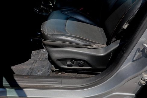 Used 2020 Jeep Compass Limited image 30