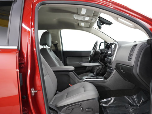 Used 2015 Chevrolet Colorado LT w/ Luxury Package image 10