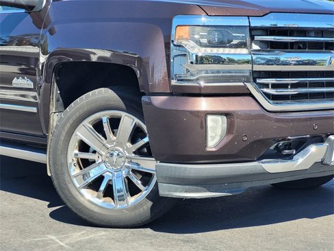Used 2016 Chevrolet Silverado 1500 High Country w/ High Country Premium Package image 3
