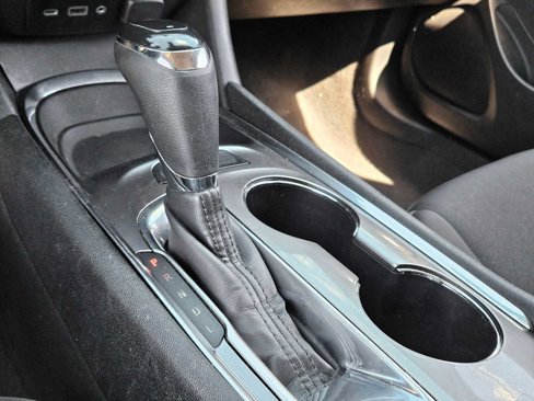 Used 2019 Chevrolet Malibu LT image 13