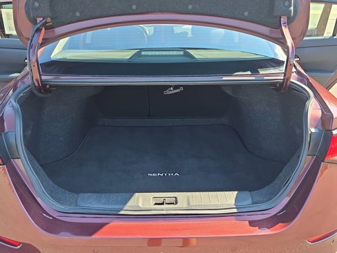Used 2022 Nissan Sentra SV image 14