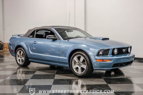 Used 2006 Ford Mustang GT image 14