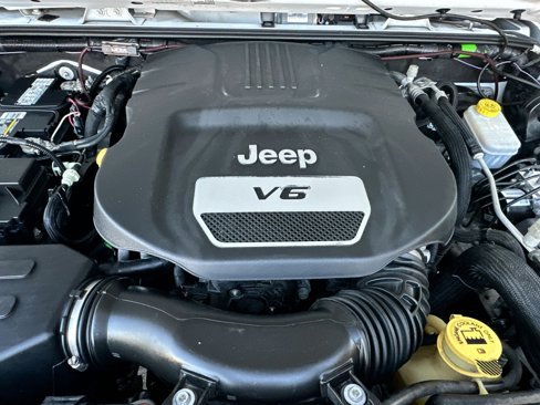Used 2018 Jeep Wrangler Sport image 25
