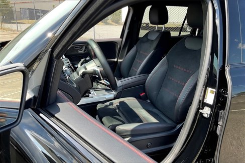 Certified 2024 Mercedes-Benz GLB 250 4MATIC image 17