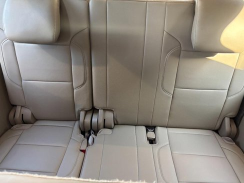 Used 2019 GMC Yukon XL SLT w/ HD Trailering Package image 14