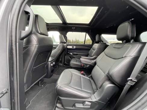 Used 2021 Ford Explorer ST w/ Equipment Group 401A image 8