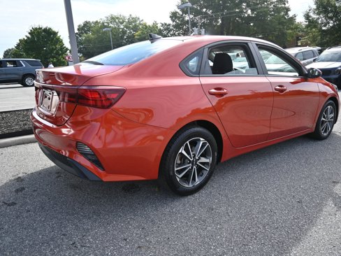 Used 2022 Kia Forte LXS w/ LXS Technology Package image 5