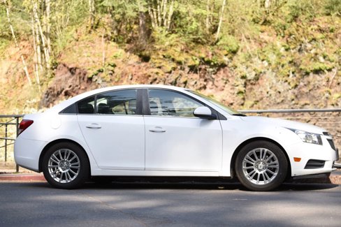 Used 2012 Chevrolet Cruze Eco image 19