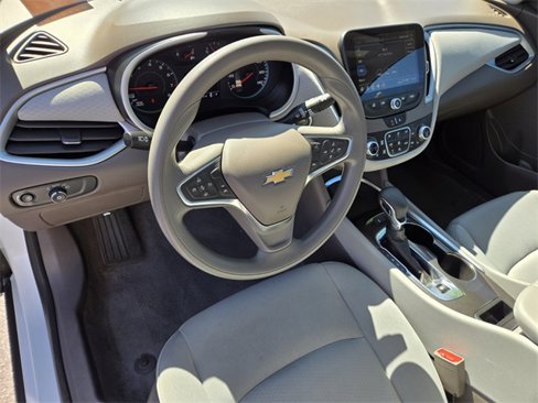 Used 2024 Chevrolet Malibu LT image 10
