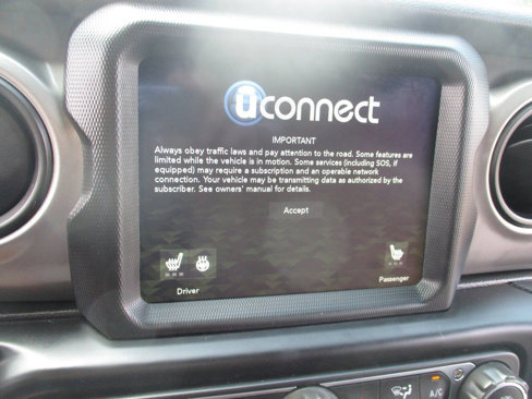 Used 2021 Jeep Gladiator Sport image 27