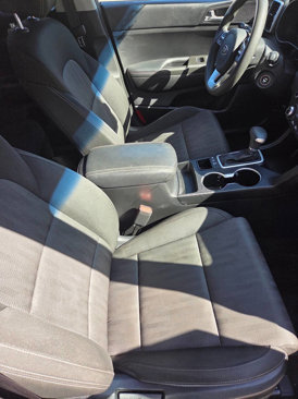Used 2022 Kia Sportage LX image 11